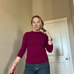 Jones New York 100% Cashmere Sweater – Dark Pink – Gold Zipper